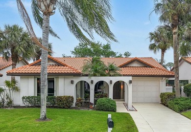 Welcome to 3773 SW Pheasant Run, a charming 3-bedroom - photo 1
