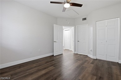 Welcome to this wonderful second-floor 2-bedroom, 1-bath - photo 10