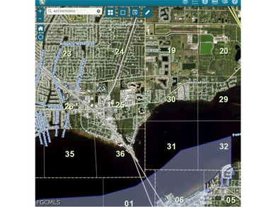 Nice triple lot sight with central water & sewer located within - photo 3