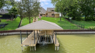 Lake Life Dream in The Shores | Waterfront Home + Guest Apt. - photo 45