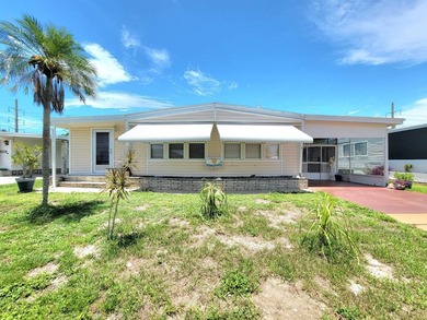 Come see this nice partially furnished 2 bedrooms/ 2-bathroom - photo 4