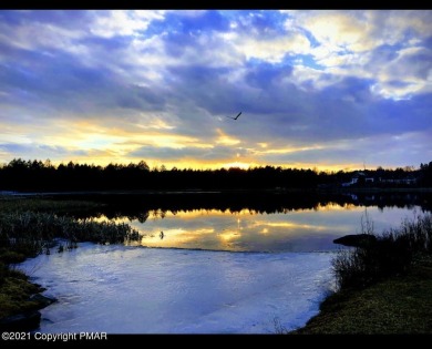 Lake Acreage For Sale in Pocono Lake, Pennsylvania