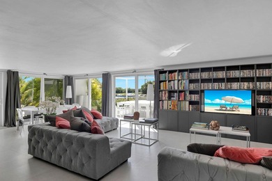 A Secluded Waterfront Paradise in the Heart of the Florida Keys - photo 11