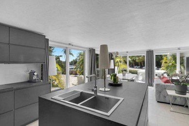 A Secluded Waterfront Paradise in the Heart of the Florida Keys - photo 15
