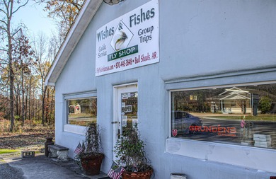 Bull Shoals Lake Commercial For Sale in Bull Shoals Arkansas