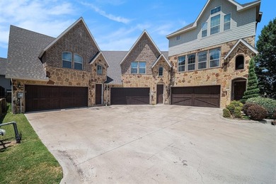 Benbrook Lake Townhome/Townhouse For Sale in Fort Worth Texas