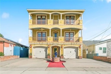 Lake Pontchartrain Home For Sale in New Orleans Louisiana