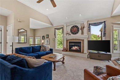 ENJOY EASY LIVING IN THE CREEKMOOR VILLAS! This impeccably - photo 11