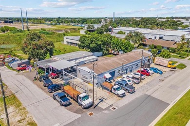Hard-to-find Light Industrial property with newly completed roof - photo 2