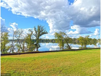 There's no life more wonderful than The Preserve at Lake John - photo 2