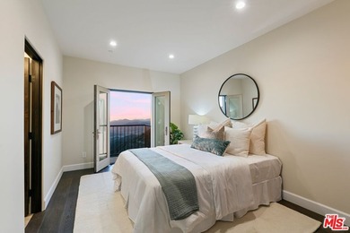Just completed, this extraordinary private estate encompasses - photo 14