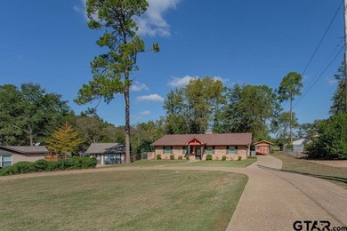 Welcome to this inviting 3-bedroom, 2 bath brick home featuring - photo 5