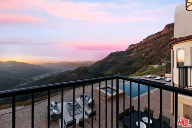 Just completed, this extraordinary private estate encompasses - photo 18