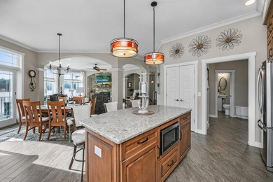 Magnificent 3 BD, 2 BA, 2 half-bath, 3,119-sq-ft, one-owner home - photo 19
