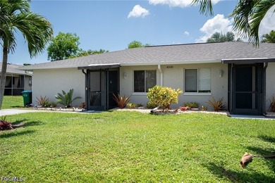 Beautifully maintained duplex featuring SHARED POOL two spacious - photo 1