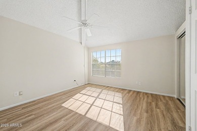 Welcome to this beautifully updated 2-bedroom, 2.5-bath end-unit - photo 22