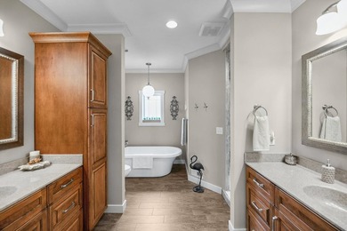 Magnificent 3 BD, 2 BA, 2 half-bath, 3,119-sq-ft, one-owner home - photo 24