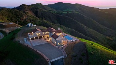 Just completed, this extraordinary private estate encompasses - photo 26