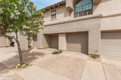 Welcome to this beautifully updated 2-bedroom, 2.5-bath end-unit - photo 27