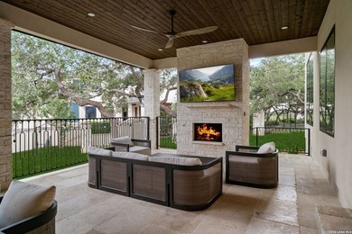 Welcome to 22 Saxby Glen, a breathtaking 4-bedroom, 5-bath - photo 28