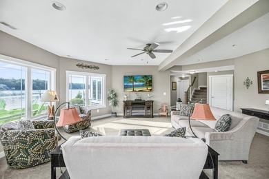 Magnificent 3 BD, 2 BA, 2 half-bath, 3,119-sq-ft, one-owner home - photo 31