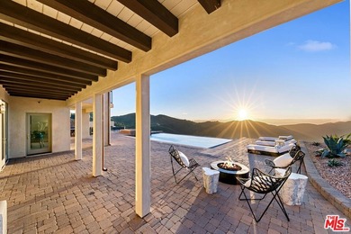 Just completed, this extraordinary private estate encompasses - photo 32