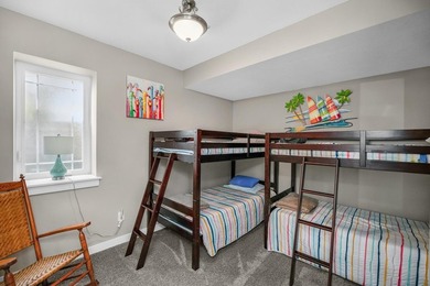 Magnificent 3 BD, 2 BA, 2 half-bath, 3,119-sq-ft, one-owner home - photo 36