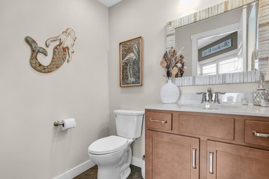 Magnificent 3 BD, 2 BA, 2 half-bath, 3,119-sq-ft, one-owner home - photo 37