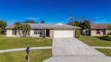 Lake Home Sale Pending in Boynton Beach, Florida