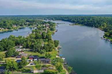 Magnificent 3 BD, 2 BA, 2 half-bath, 3,119-sq-ft, one-owner home - photo 42