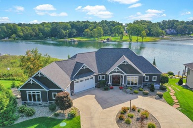 Magnificent 3 BD, 2 BA, 2 half-bath, 3,119-sq-ft, one-owner home - photo 44