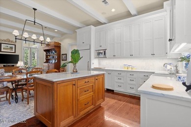 This breathtaking French Acadian estate offers the pinnacle of - photo 6