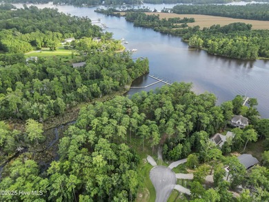 Enjoy space, water access, and community amenities in The - photo 3