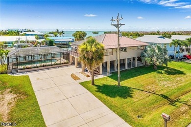 Rare opportunity to own a DIRECT GULF ACCESS waterfront pool - photo 9