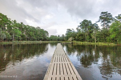 Located in The Cloisters, a waterfront community approximately - photo 5