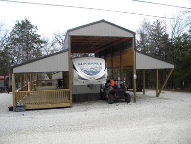 Pomme de Terre Lake Lot For Sale in Wheatland Missouri