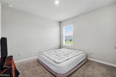 SELLER IS OFFERING 1 YEAR HOME WARRANTY! ARE YOU LOOKING FOR - photo 9