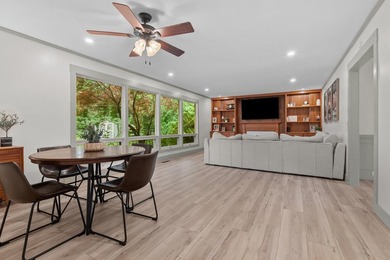 A quiet ranch wrapped in mature trees, soft natural light, and a - photo 10
