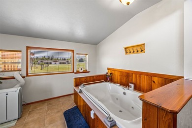 Discover a life of comfort and convenience at 3960 Houk Way, a - photo 22