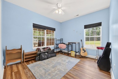Escape the ordinary to the extraordinary. This 3BR/2BA lake are - photo 27