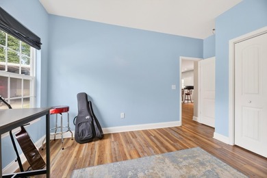 Escape the ordinary to the extraordinary. This 3BR/2BA lake are - photo 28