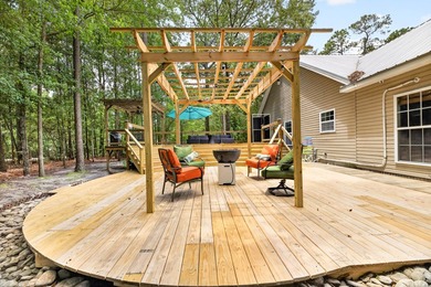 Escape the ordinary to the extraordinary. This 3BR/2BA lake are - photo 31