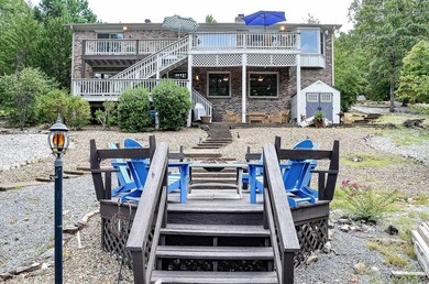 Welcome to this beautiful 4 bedroom 3 bath lakefront home just - photo 4