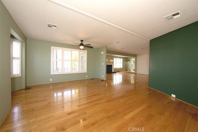 Beautiful and large 2 bedroom 2 bath home located in desirable - photo 7