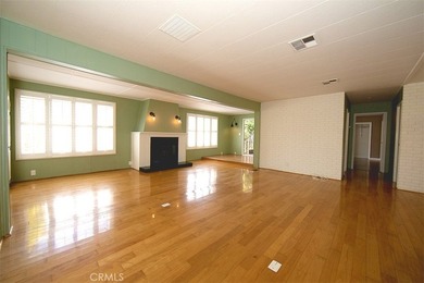 Beautiful and large 2 bedroom 2 bath home located in desirable - photo 8