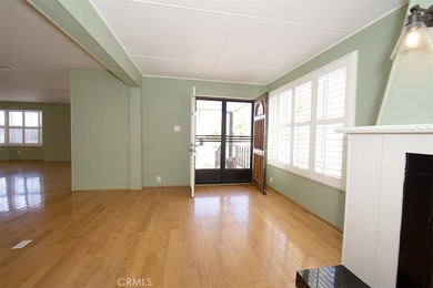 Beautiful and large 2 bedroom 2 bath home located in desirable - photo 9