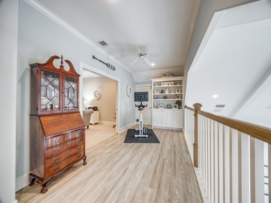 Beautiful home in the sought-after golf course and lake - photo 13
