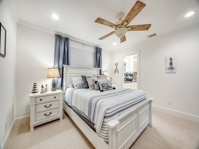 Beautiful home in the sought-after golf course and lake - photo 17