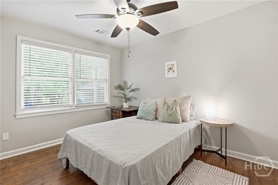 Welcome home to this charming 3 bed/ 1 bath midcentury brick - photo 18