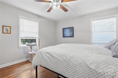 Welcome home to this charming 3 bed/ 1 bath midcentury brick - photo 22